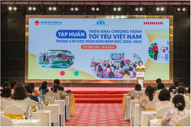 Honda tập huấn cho gần 200 cán bộ quản lý và giáo viên tại các cơ sở giáo dục mầm non - Ảnh 1. Honda tập huấn cho gần 200 cán bộ quản lý và giáo viên tại các cơ sở giáo dục mầm non - Ảnh 1.