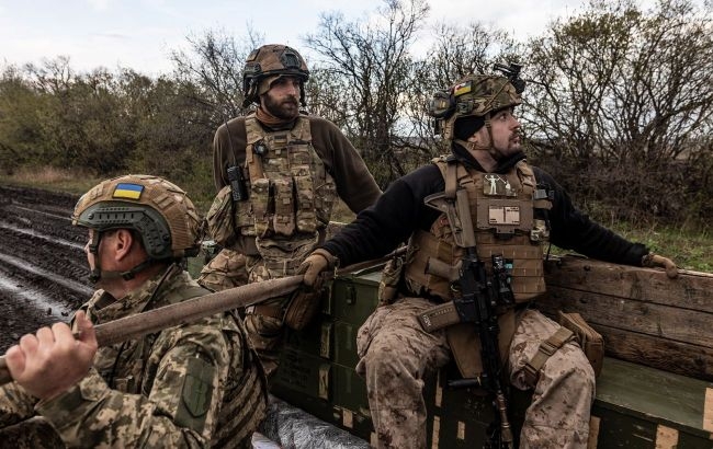 Phương T&acirc;y phớt lờ kế hoạch h&ograve;a b&igrave;nh, Ukraine sẽ phải nhượng l&atilde;nh thổ? - Ảnh 1.