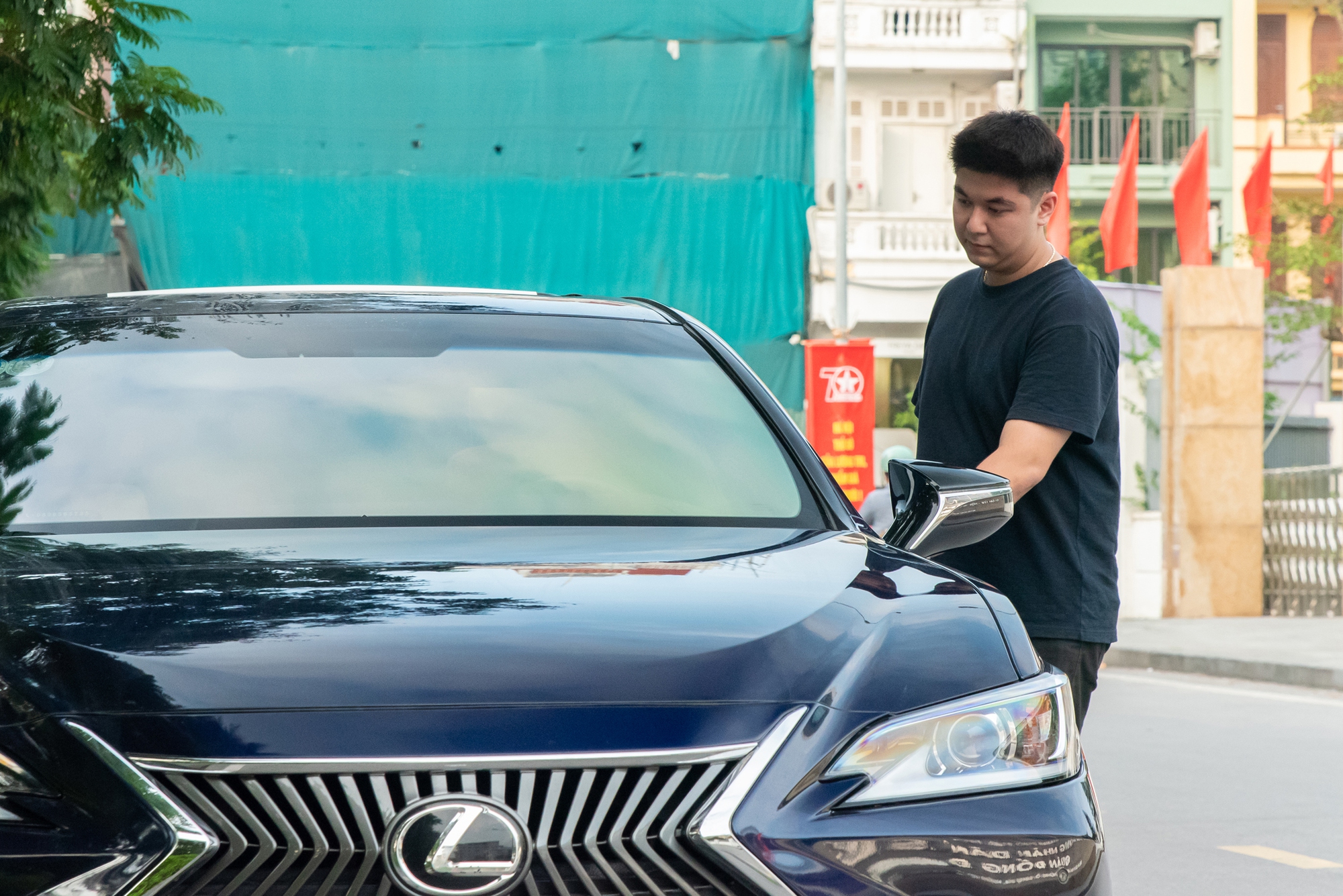 Xem Porsche rồi chốt Lexus ES là ô tô đầu đời, chủ xe chia sẻ: ‘Thích nhất không có nghĩa là đáng mua nhất’- Ảnh 18.