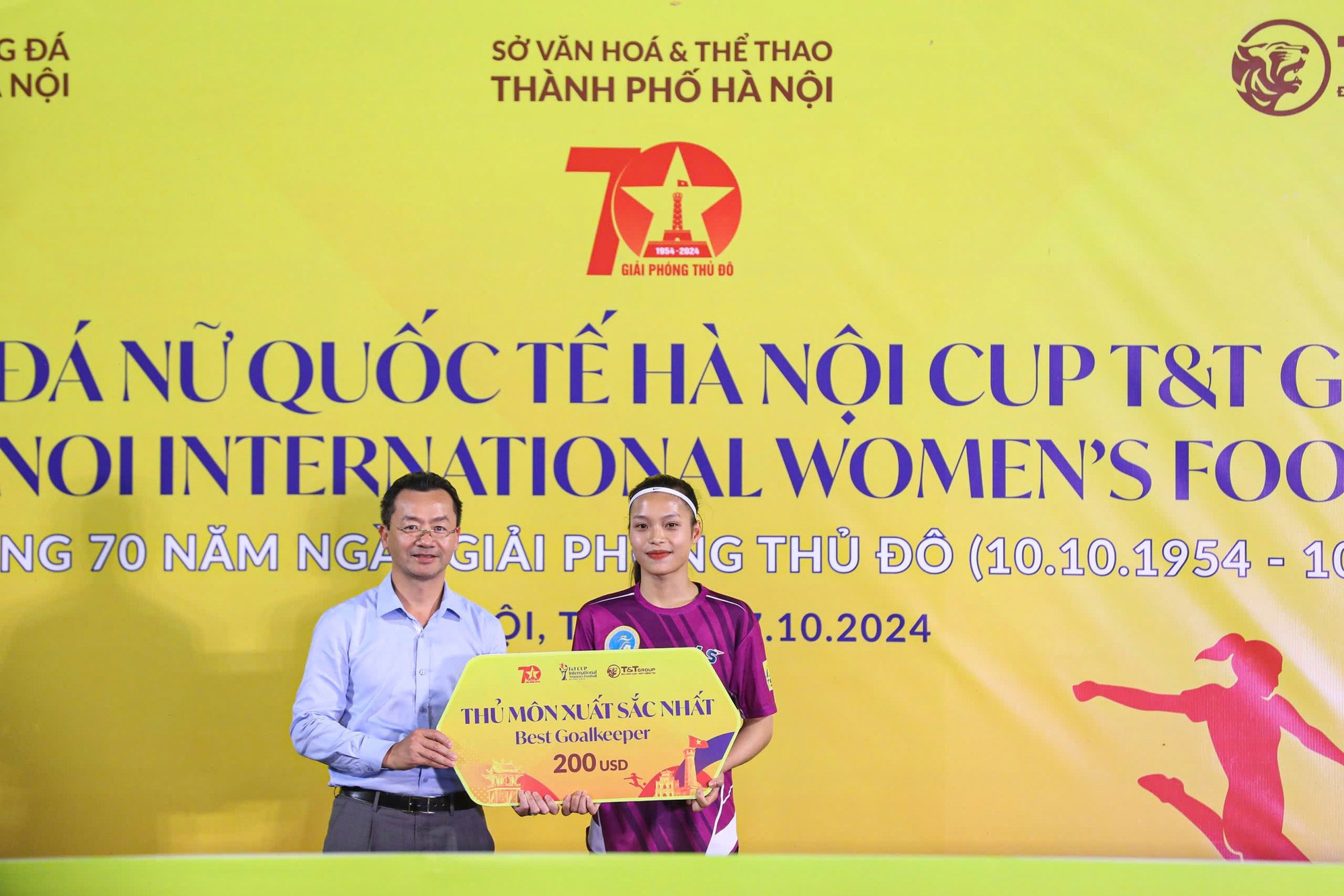 CLB Thái Nguyên T&T vô địch giải giao hữu quốc tế Hà Nội 2024 - Ảnh 3.