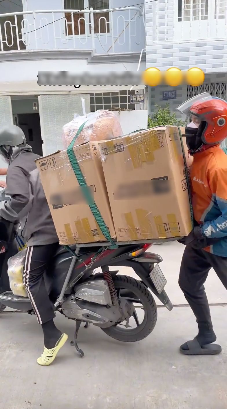 Chủ tiệm khoe đơn hàng bánh tráng tận 21 triệu nhưng dân mạng lại cho là "phông bạt" vì nhiều điểm bất thường - Ảnh 7.