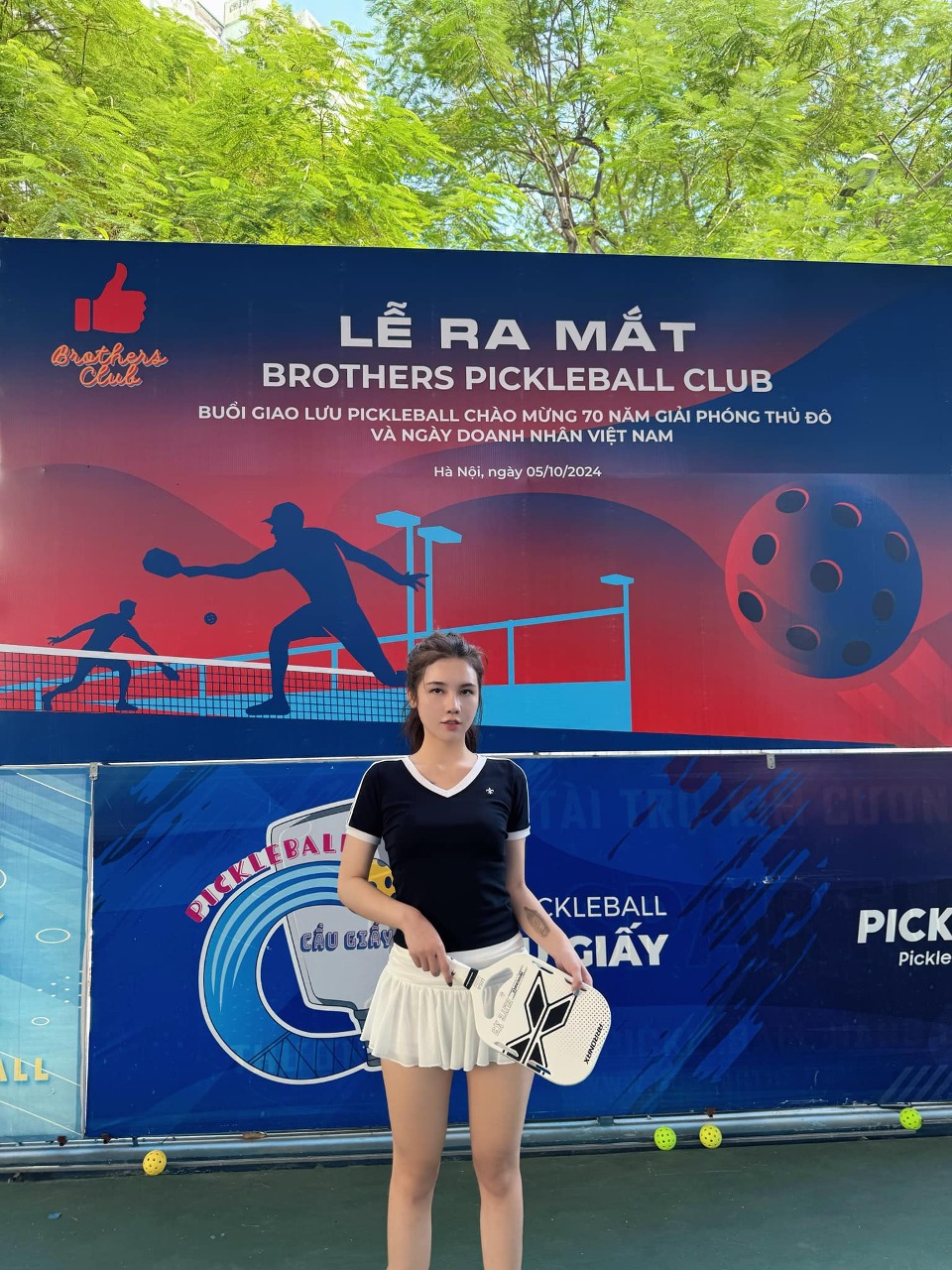 Cô gái phản bác Sau khi bị chỉ trích vì trang phục pickleball - Ảnh 3.