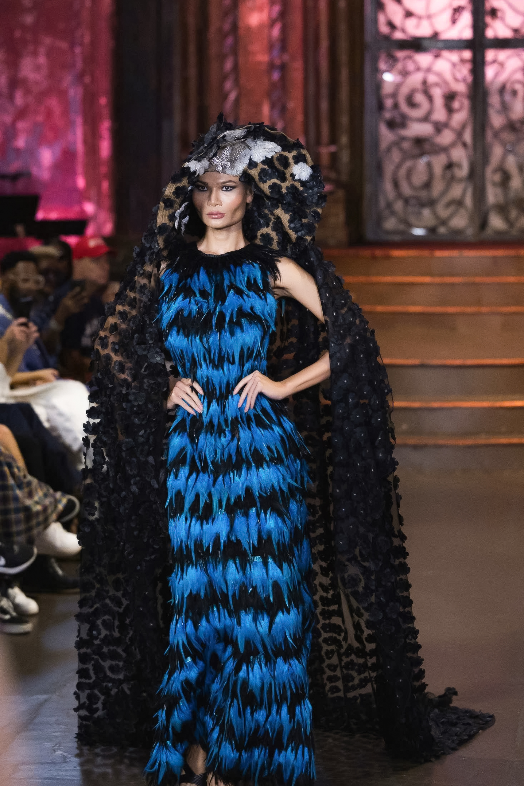 Dàn sao quốc tế trình diễn trang phục của NTK Tuyết Lê tại New York Couture Fashion Week- Ảnh 6.