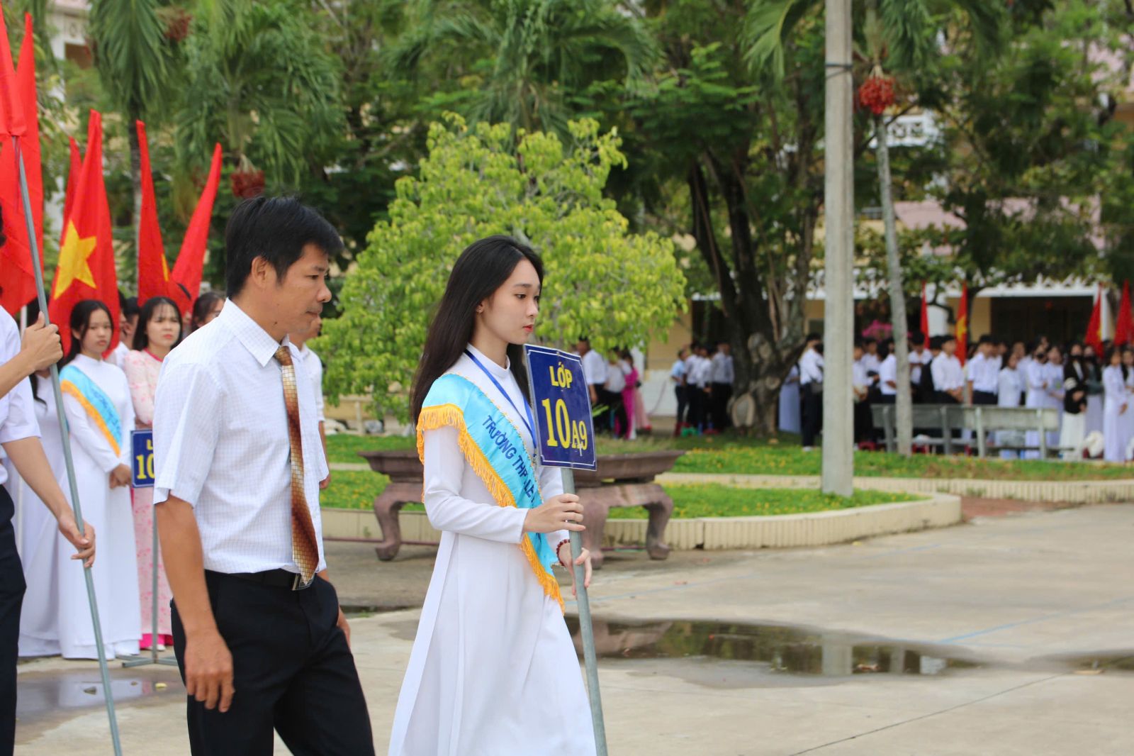 Ngôi trường không chuyên duy nhất có cầu truyền hình Olympia 2024: "Trường làng" gần 50 tuổi đời với loạt thành tích đầy tự hào- Ảnh 8.