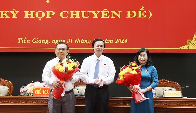 Châu Thị Mỹ Phương giữ chức Chủ tịch HĐND Tiền Giang nhiệm kỳ 2021 - 2026 - Ảnh 1.