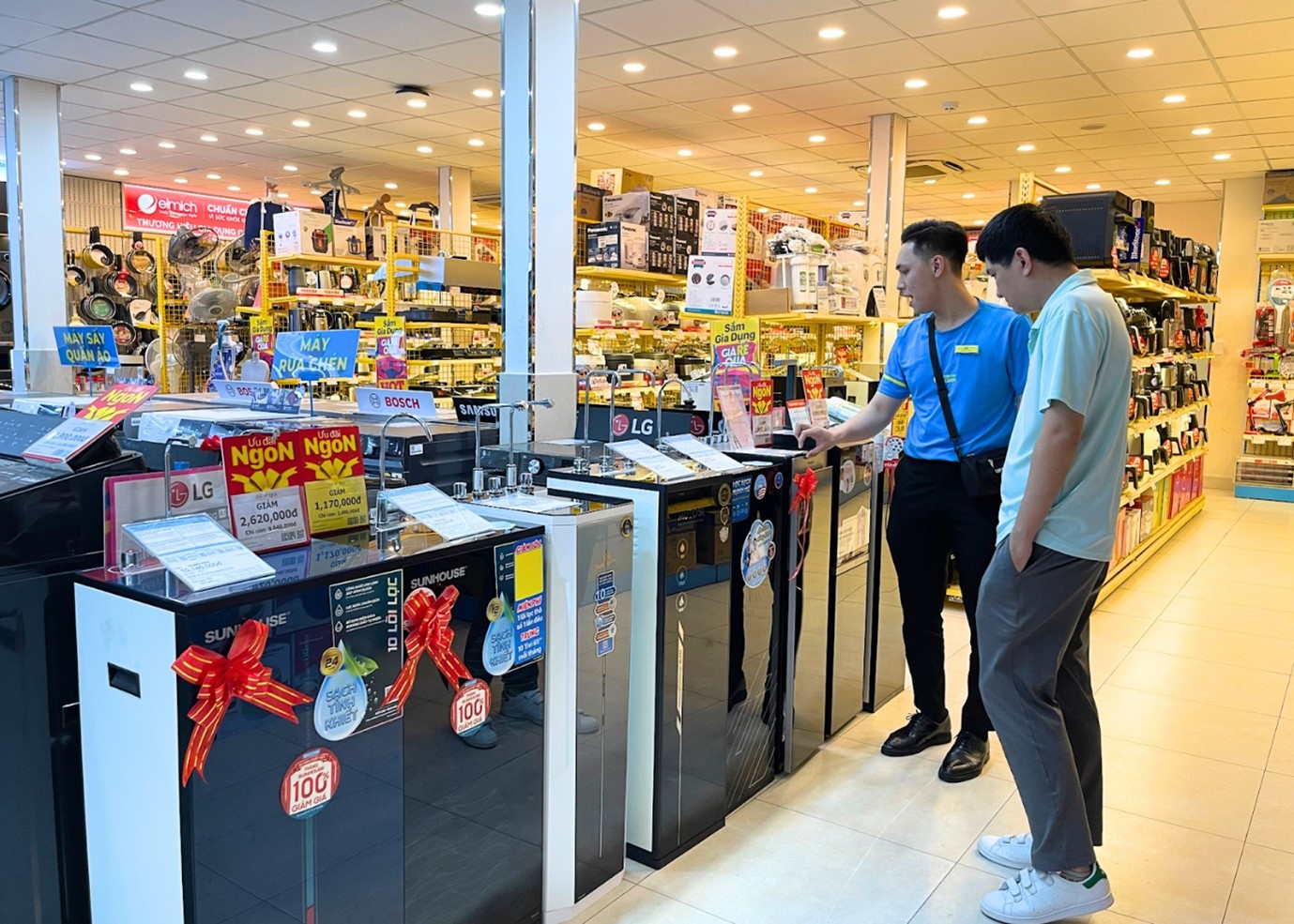 Thế Giới Di Động liên tục phát triển và đa dạng hóa các hình thức thanh toán linh hoạt hỗ trợ người dùng mua sắm dễ dàng hơn.