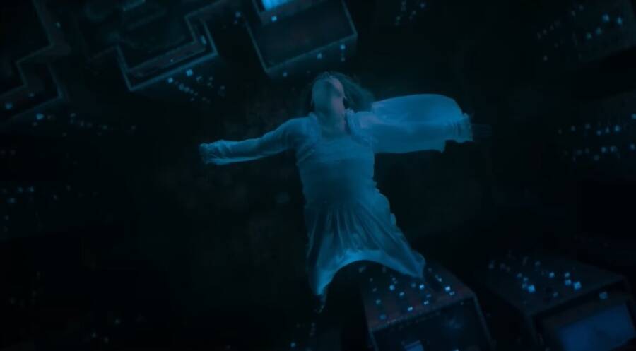 C&acirc;u chuyện kh&oacute; tin về Linda Napolitano, b&agrave; nội trợ New York bị người ngo&agrave;i h&agrave;nh tinh bắt c&oacute;c- Ảnh 2.