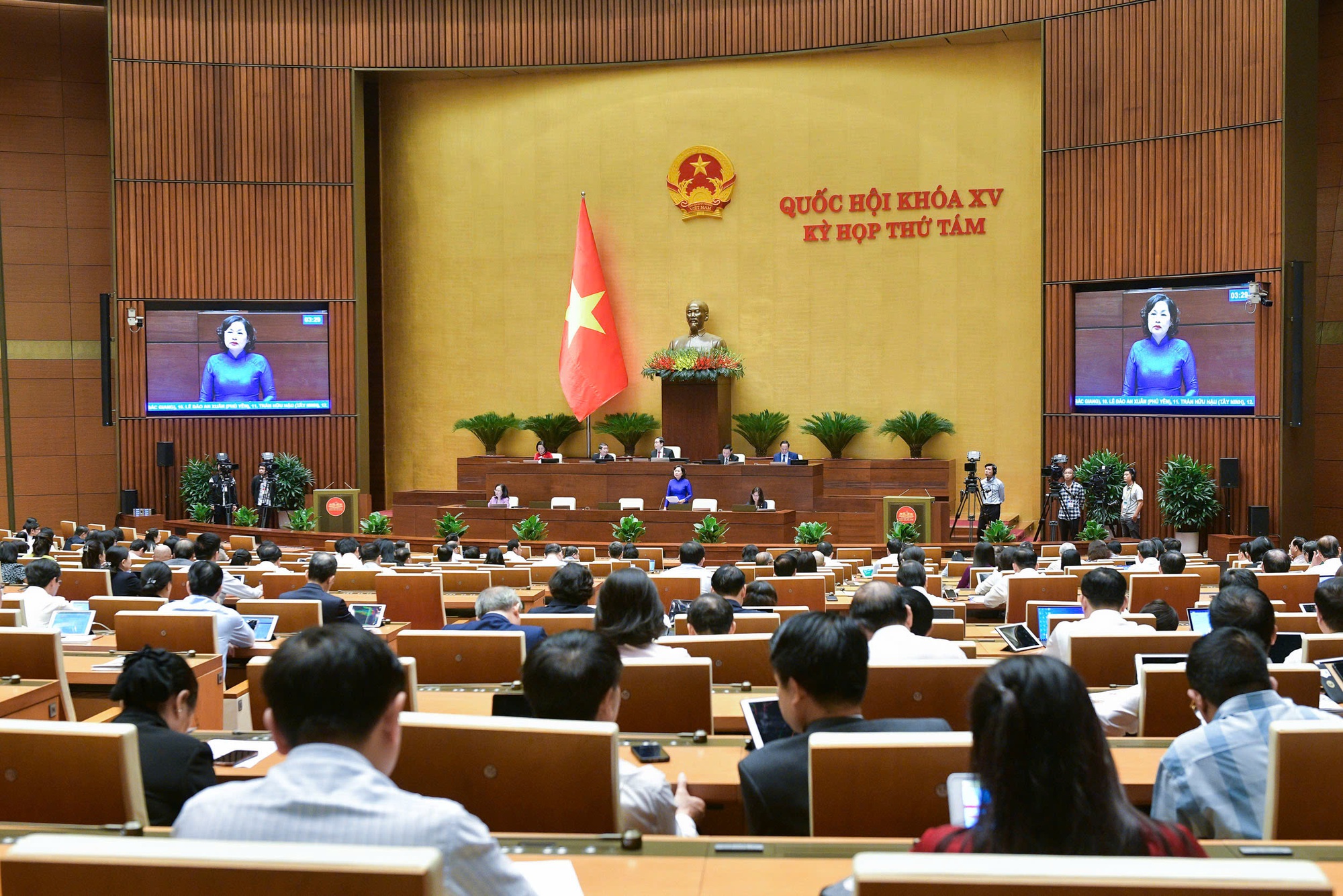 Thống đốc NHNN trả lời chất vấn quản lý thị trường vàng- Ảnh 5.