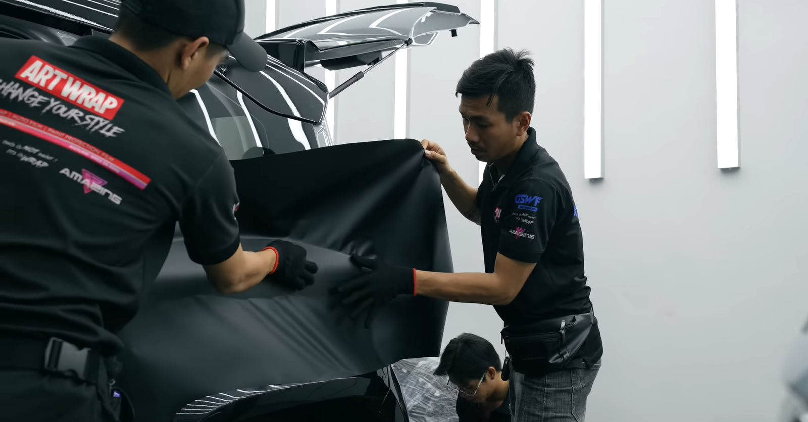 Chưa thỏa mãn với ‘mini Defender', VinFast VF 3 được thợ Việt đổi màu mới: Lần đầu xuất hiện trên mẫu xe này, tiết lộ sắp có nội thất thương gia- Ảnh 3. Chưa thỏa mãn với ‘mini Defender', VinFast VF 3 được thợ Việt đổi màu mới: Lần đầu xuất hiện trên mẫu xe này, tiết lộ sắp có nội thất thương gia- Ảnh 3.