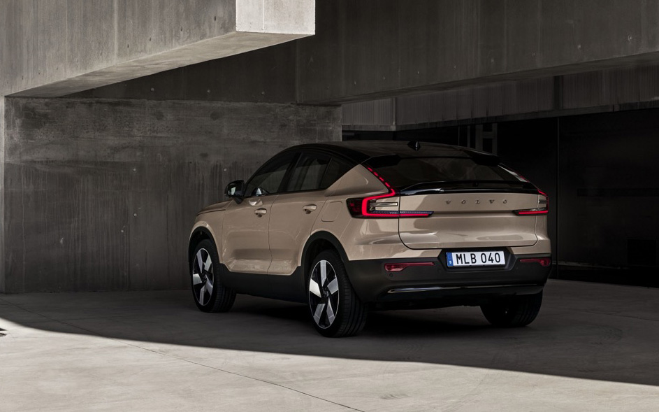 Lộ trang bị Volvo EC40 giá tạm tính hơn 1,8 tỷ sắp ra mắt Việt Nam: Mạnh hơn 400 mã lực, AWD, nhiều ‘option’ nội thất xịn- Ảnh 4. Lộ trang bị Volvo EC40 giá tạm tính hơn 1,8 tỷ sắp ra mắt Việt Nam: Mạnh hơn 400 mã lực, AWD, nhiều ‘option’ nội thất xịn- Ảnh 4.