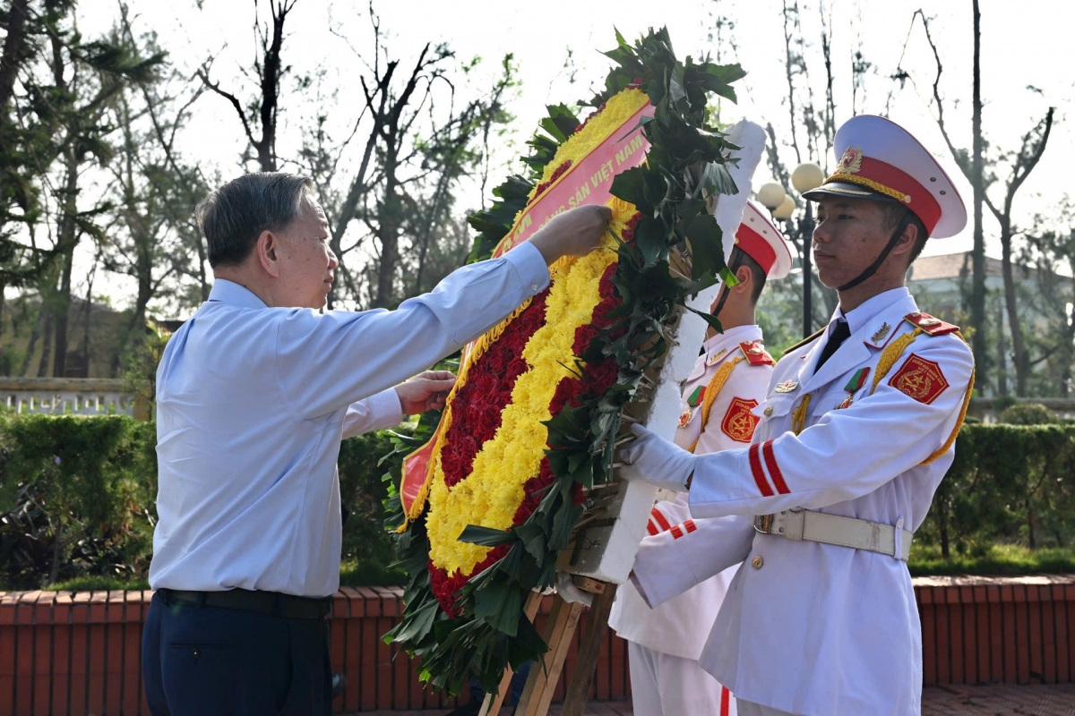 Tổng Bí thư Tô Lâm thăm huyện đảo Bạch Long Vĩ , Hải Phòng - Ảnh 3.