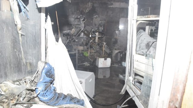 Hiện trường kinh ho&agrave;ng trong đ&aacute;m ch&aacute;y tại bệnh viện: &ldquo;Y t&aacute; thắp một que di&ecirc;m v&agrave; sau đ&oacute; 10 trẻ sơ sinh thiệt mạng&rdquo;- Ảnh 1.