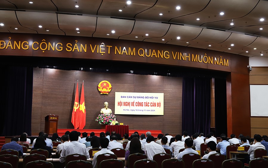 Giới thiệu nhân sự lãnh đạo Bộ Nội vụ nhiệm kỳ 2021 - 2026 - Ảnh 1.