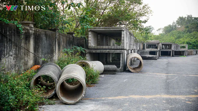 Hà Nội: Giải phóng mặt bằng chậm trễ , đường Vũ Quỳnh kéo dài chưa hoàn thiện sau 4 năm - Ảnh 10.