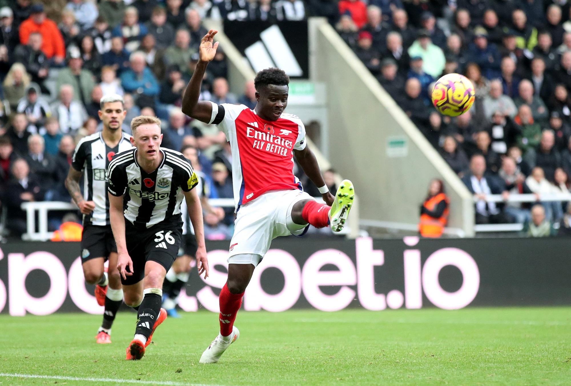 Thua sốc Newcastle, Arsenal lung lay thứ hạng Top 3- Ảnh 1.