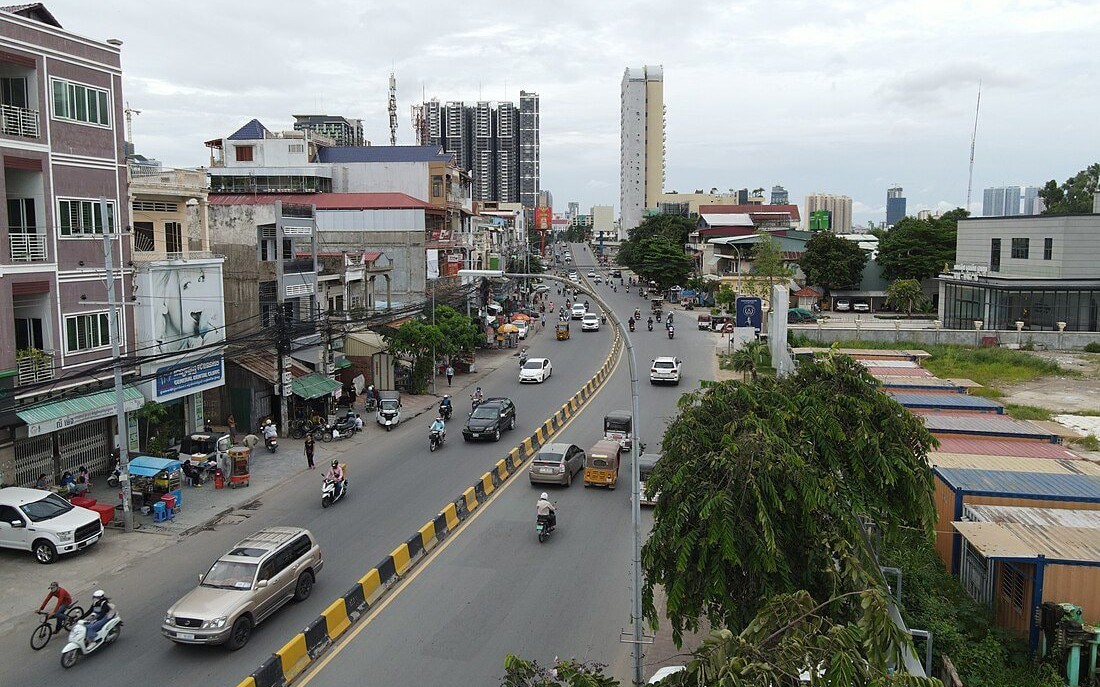 Huyện có vị trí chiến lược, cách Hà Nội 60km, sắp lên thị xã - Ảnh 2.