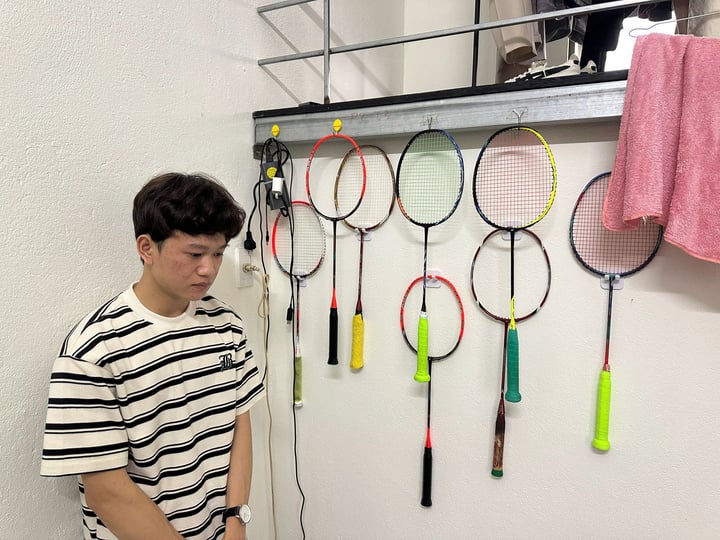 Nam thanh niên bị bắt vì lừa đảo vợt Pickleball trên mạng xã hội - Ảnh 1.