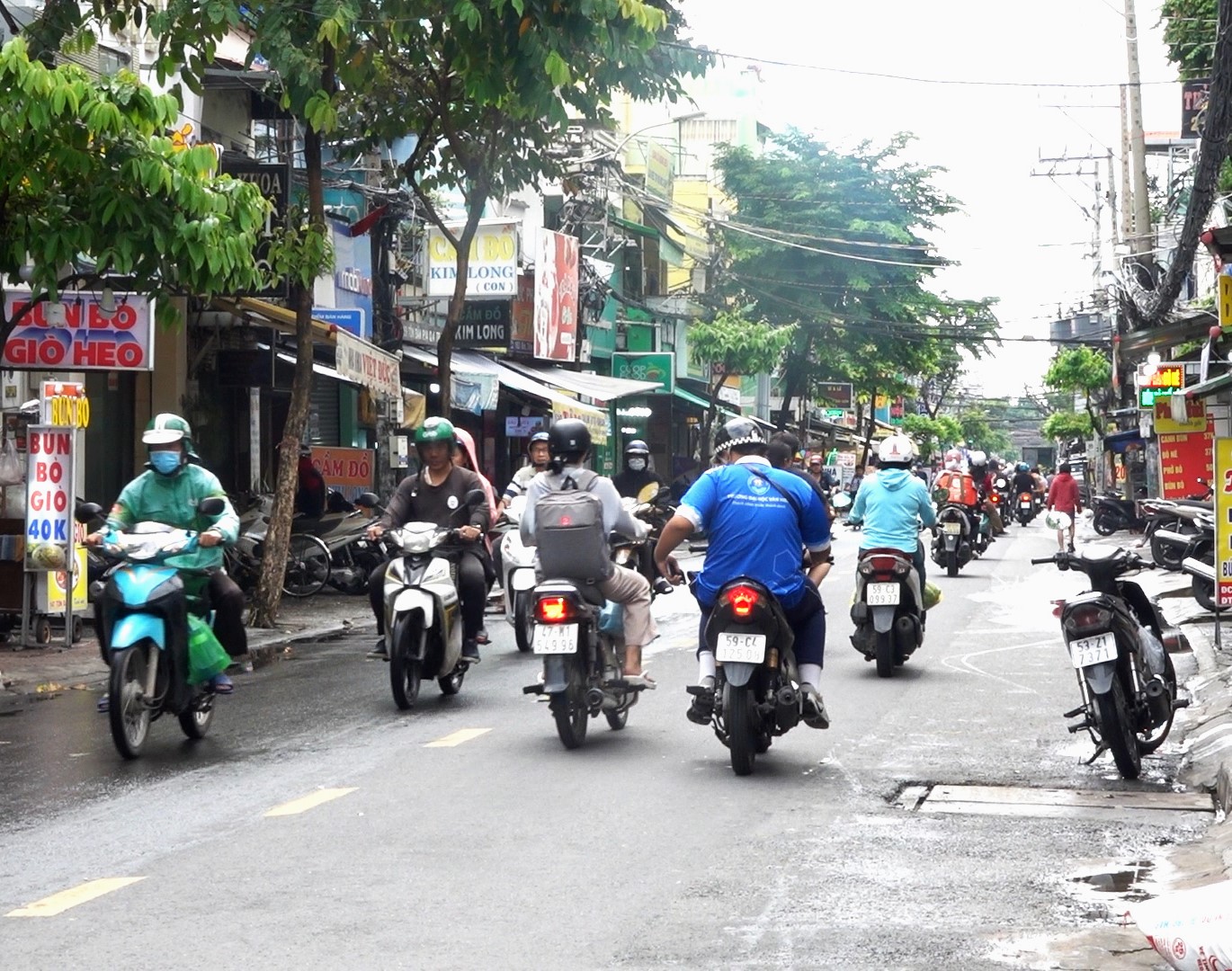 Cuộc sống hiện tại trong hẻm Năm Cam một thời tai tiếng giữa Sài Gòn, nơi "trai khó lấy vợ nơi khác, gái không thể gả đi xa"- Ảnh 4.