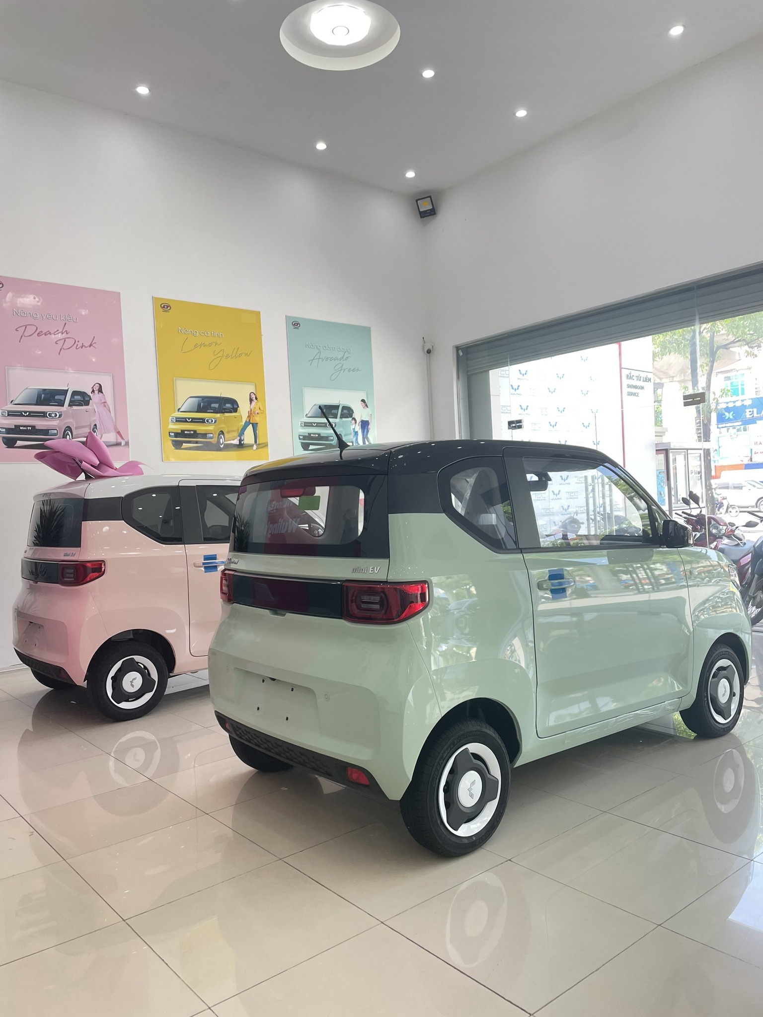 Đại lý xả kho Wuling Mini EV 2023 còn 185 triệu đồng, chỉ nhỉnh một chút so với xe máy tay ga cao cấp- Ảnh 1.