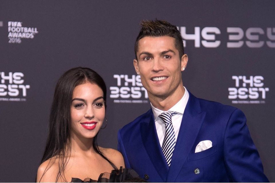 Lần đầu đến căn hộ trăm tỷ của Ronaldo, bạn gái rơi vào tình cảnh không ngờ- Ảnh 1.