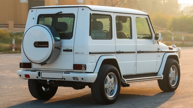 Mercedes G63 phiên bản V12 cực hiếm lên sàn đấu giá - Ảnh 3.