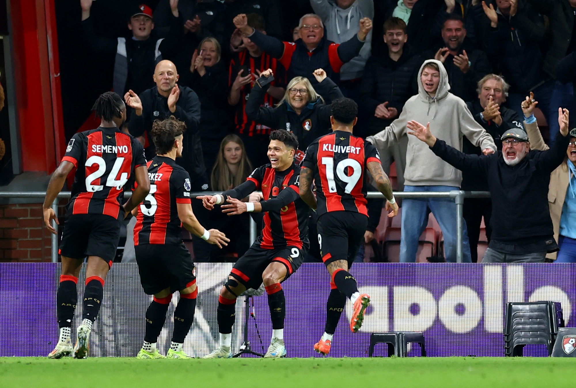 Pep Guardiola thừa nhận Man City xứng đáng thua Bournemouth- Ảnh 4.