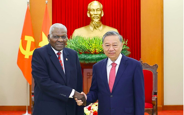 Mỹ nới lỏng cấm vận, Cuba tuy&ecirc;n bố thả hơn 500 t&ugrave; nh&acirc;n - Ảnh 2.