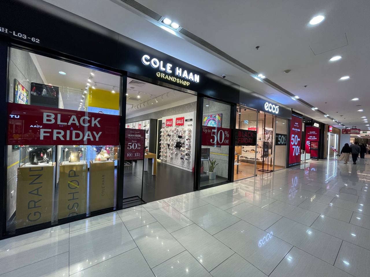 Chuyện gì đang xảy ra với các cửa hàng Black Friday ở Hà Nội?- Ảnh 10.