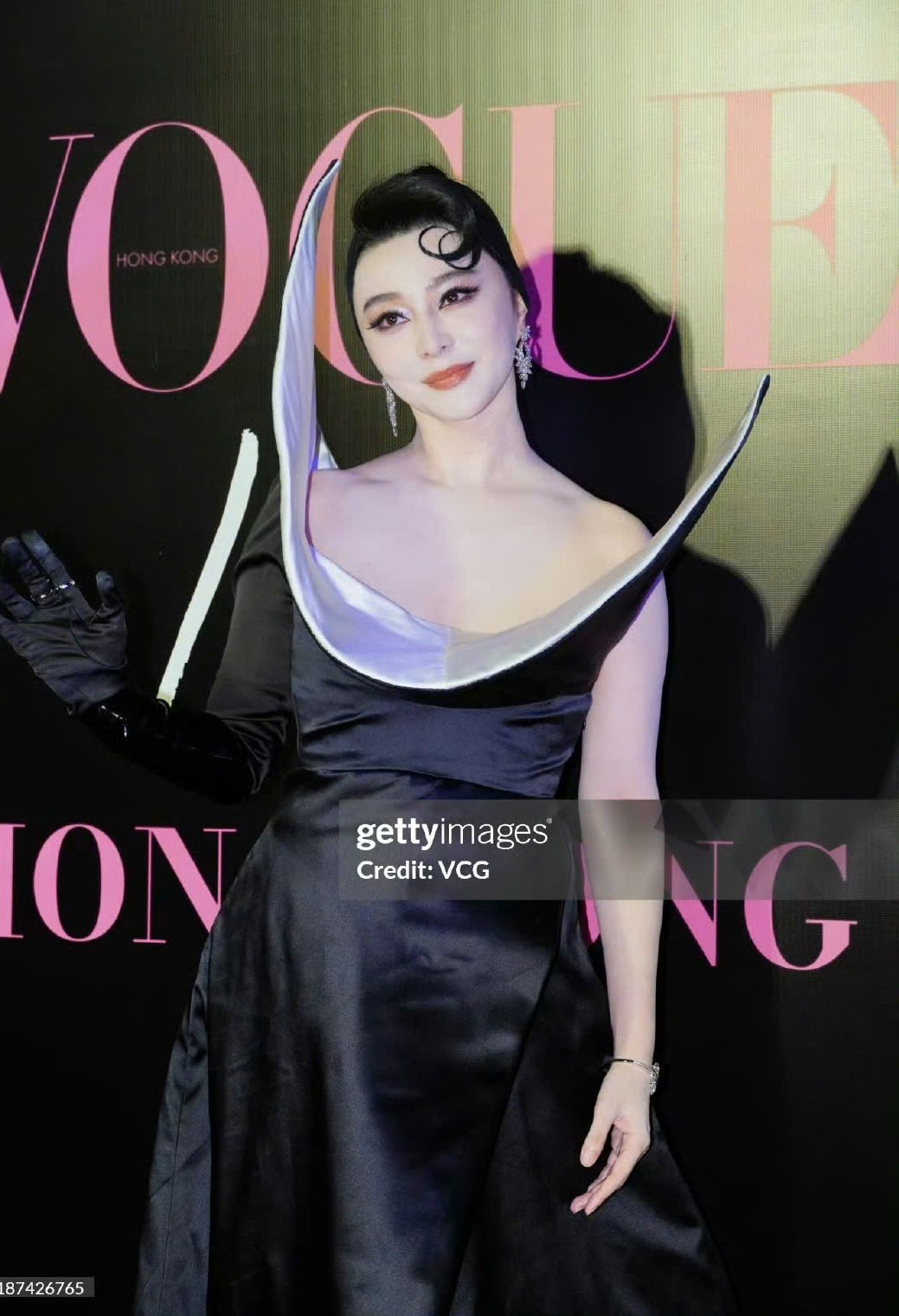 Phạm Băng Băng lộ nhan sắc cam thường phù nề gây sốc nặng- Ảnh 4.