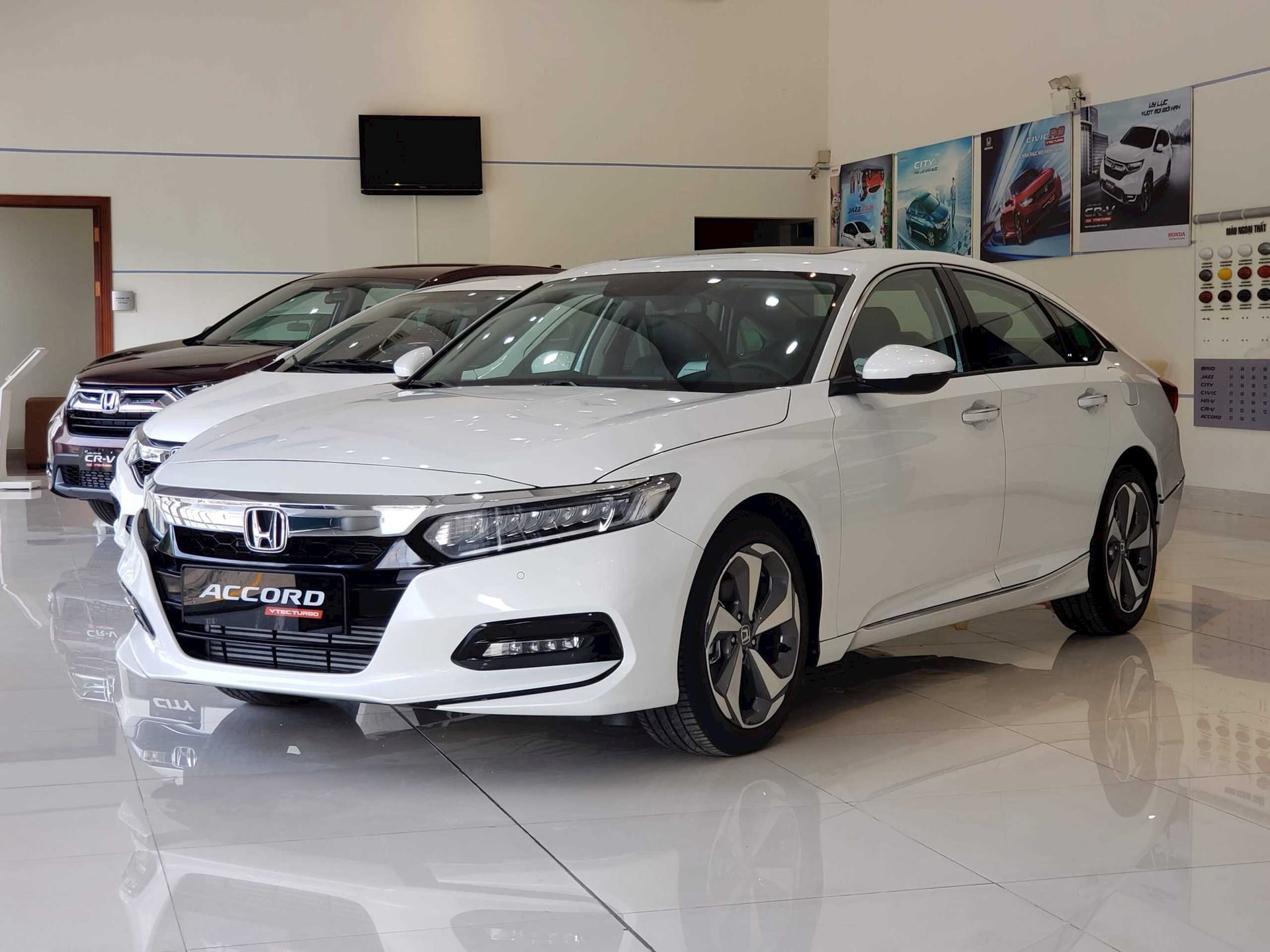 Honda xả 1 loạt xe, có mẫu "đại hạ giá" giảm 220 triệu đồng - Ảnh 2.