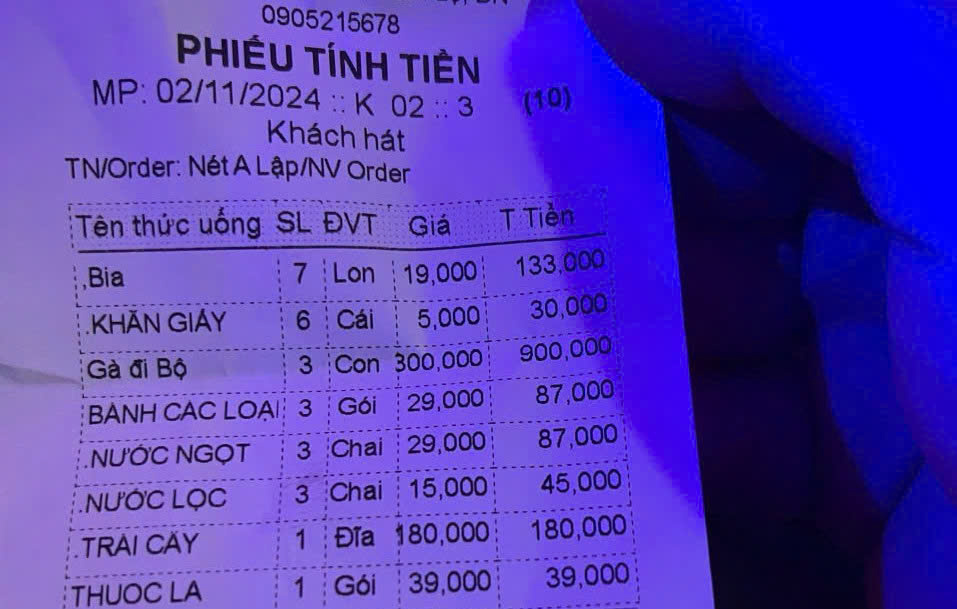 Phát hiện vi phạm karaoke Đà Nẵng: Bất ngờ với mặt hàng lạ - Ảnh 2.