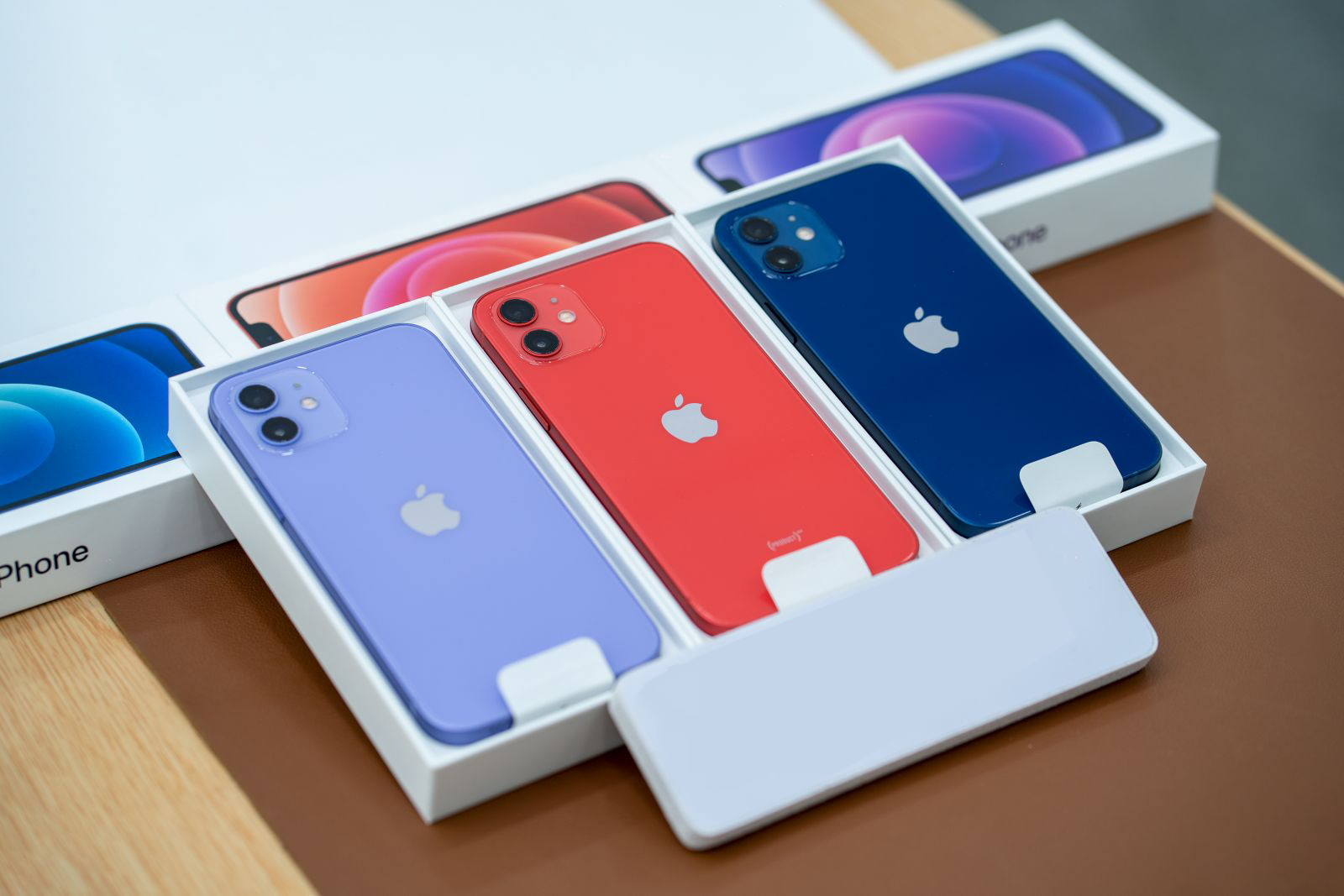 Một mẫu iPhone sắp "biến mất" khỏi Việt Nam, có giá giảm sâu tận 15 triệu đồng - Ảnh 2.