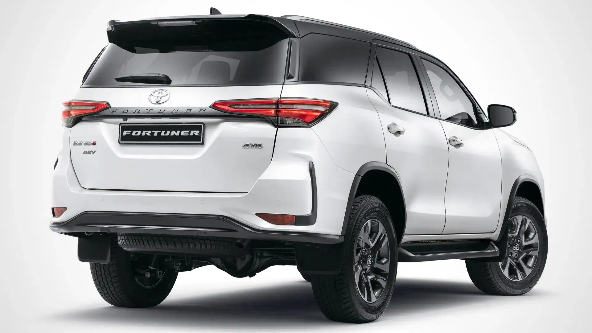 Toyota Fortuner có thêm bản hybrid: Máy dầu 2.8L kèm pin 48V, công suất giữ nguyên, dễ bán ra tại Việt Nam, giá quy đổi từ 1,2 tỷ đồng- Ảnh 3.