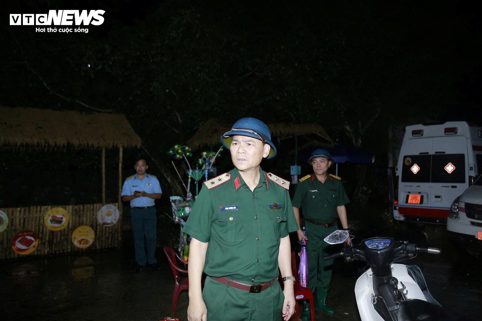 Hành trình tìm kiếm phi công trong tai nạn máy bay quân sự tại Bình Định - Ảnh 10.