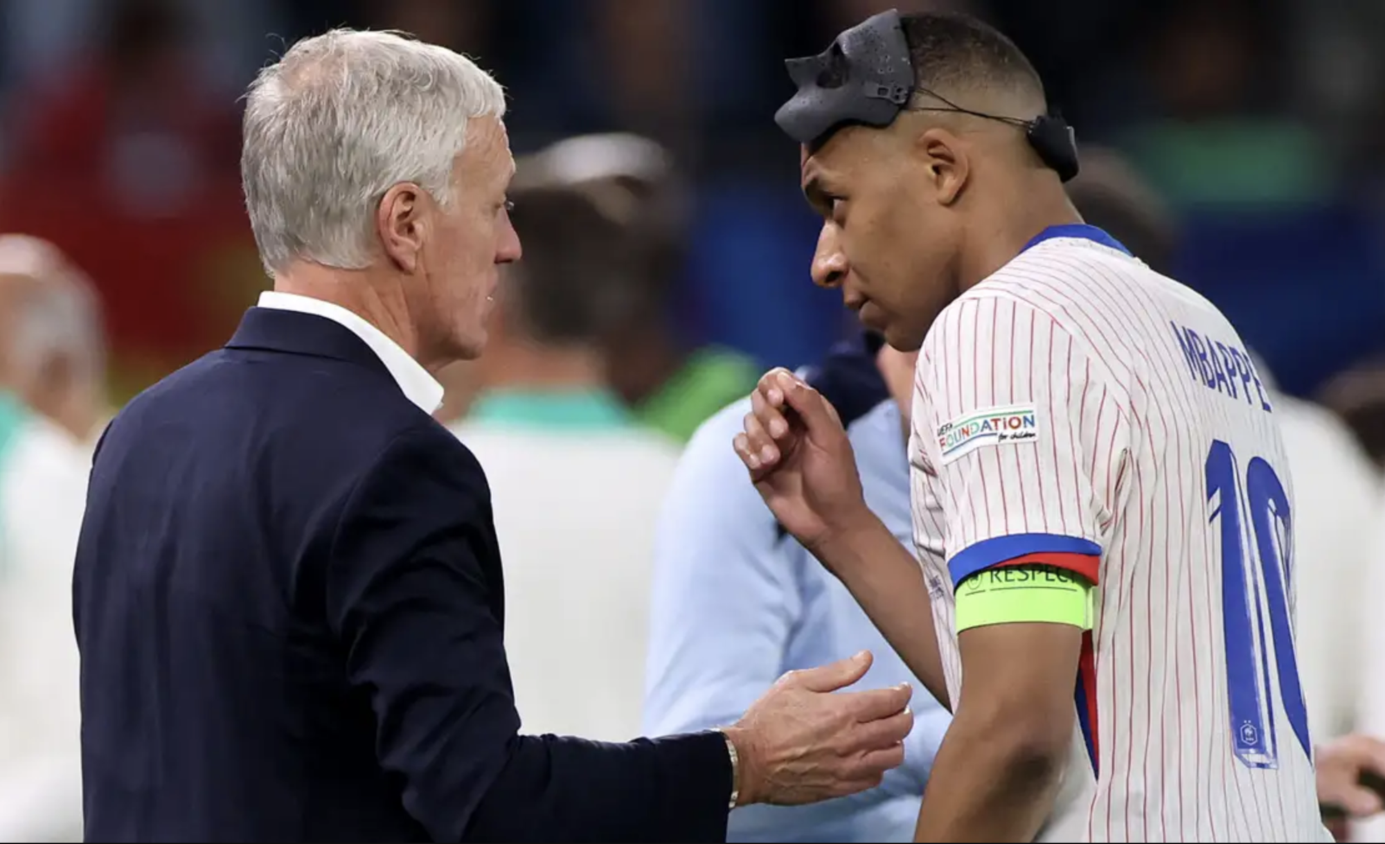 Nhà báo Pháp: Hục hặc với HLV Deschamps, Mbappe muốn chia tay tuyển Pháp- Ảnh 1.