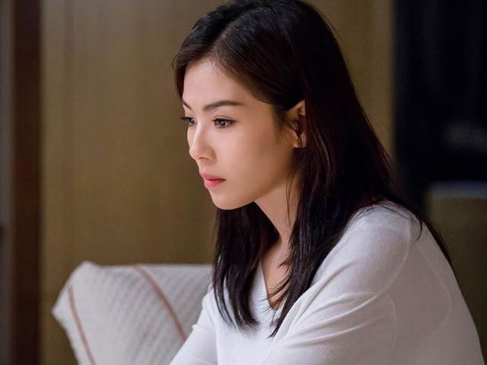 Bố chồng gửi cho tôi 6 triệu mỗi tháng đều đặn trong 7 năm, tới khi ông mất, tôi ngỡ ngàng phát hiện ra sự thật ẩn giấu- Ảnh 1. Bố chồng gửi cho tôi 6 triệu mỗi tháng đều đặn trong 7 năm, tới khi ông mất, tôi ngỡ ngàng phát hiện ra sự thật ẩn giấu- Ảnh 1.