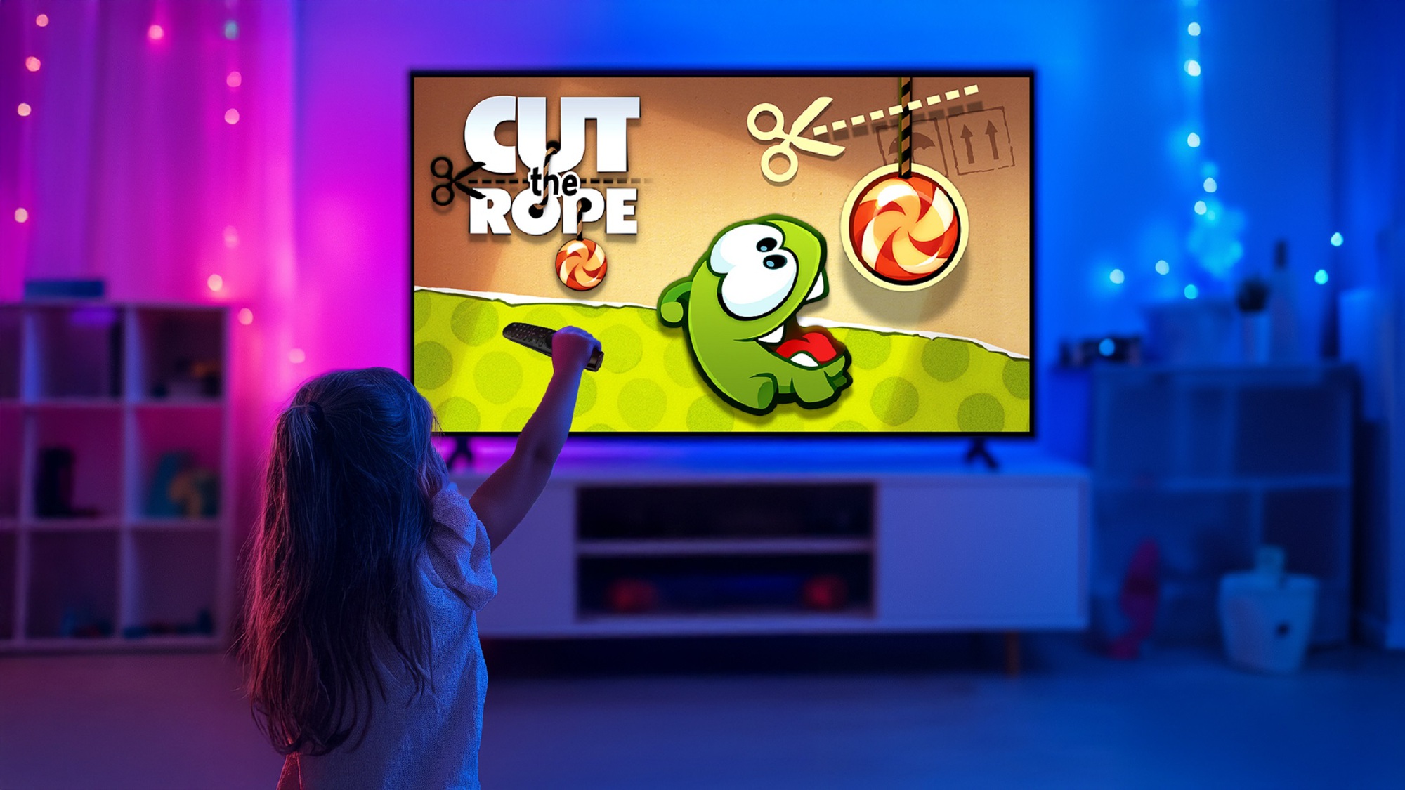 Người dùng LG smart TV trải nghiệm game Cut The Rope với Magic Remote thông minh - Ảnh 1.