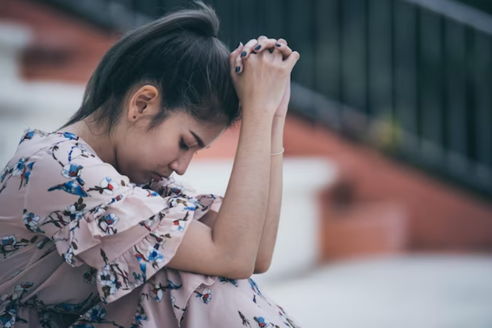 Mẹ chồng bắt con dâu mới sinh dậy nấu cơm cho chồng, tôi ngoan ngoãn nấu nướng nhưng khi mâm cơm được bê ra, cả nhà chết điếng- Ảnh 1. Mẹ chồng bắt con dâu mới sinh dậy nấu cơm cho chồng, tôi ngoan ngoãn nấu nướng nhưng khi mâm cơm được bê ra, cả nhà chết điếng- Ảnh 1.
