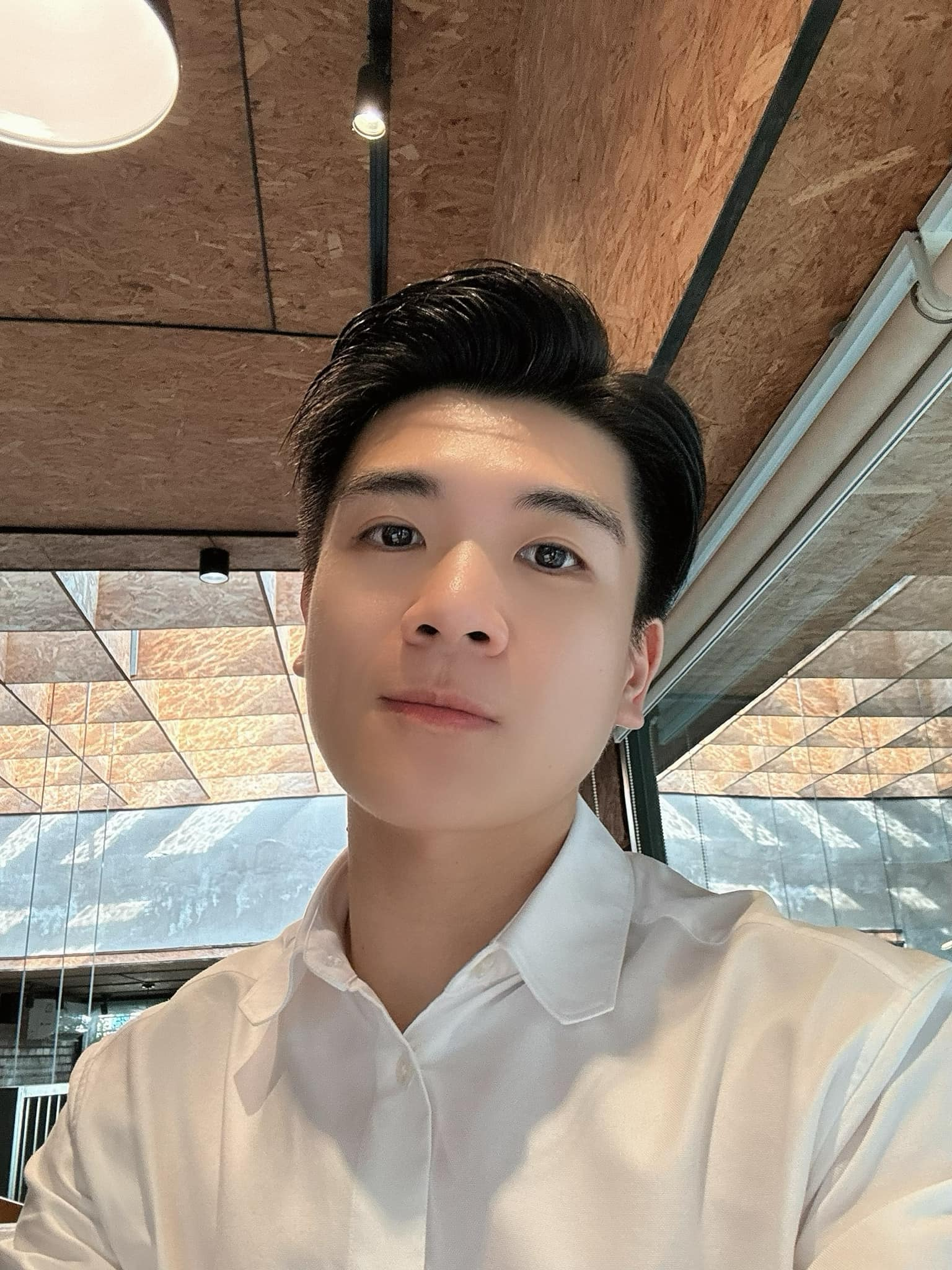 2 tổng tài đời thực sở hữu "visual" phát sáng, có một điểm chung khiến ai cũng phải tò mò - Ảnh 22.