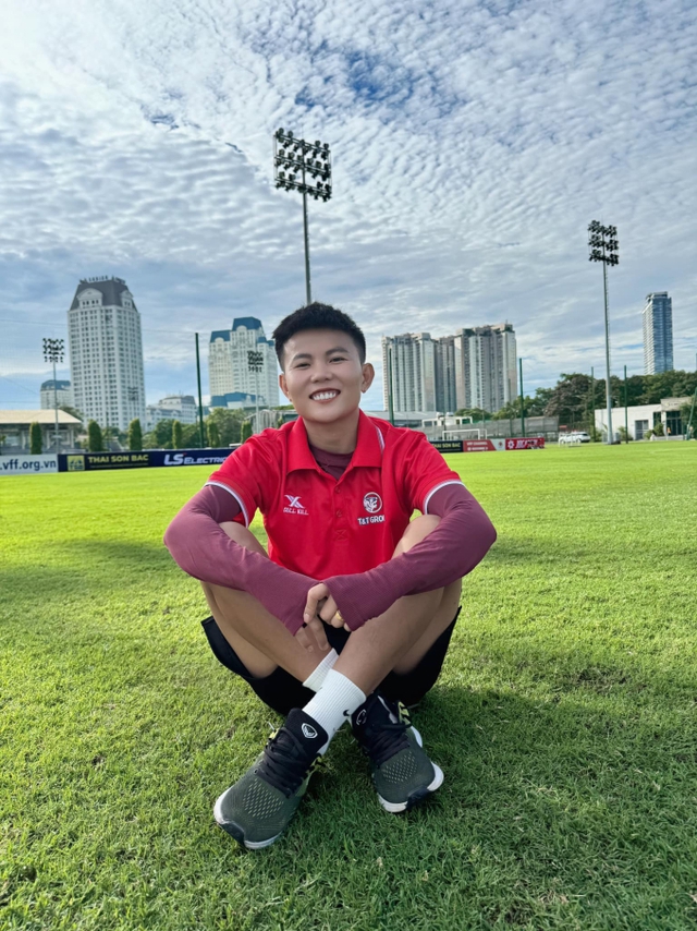 Hotgirl tuyển nữ Việt Nam khoe ảnh t&igrave;nh tứ như ảnh cưới với đồng đội nữ- Ảnh 7.