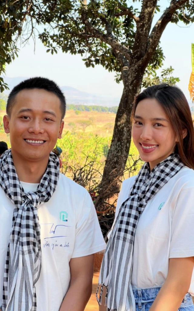 Hoa hậu Thuỳ Ti&ecirc;n bị đặt camera quay l&eacute;n, cảnh tượng phơi b&agrave;y khiến Quang Linh Vlog sững người- Ảnh 8.