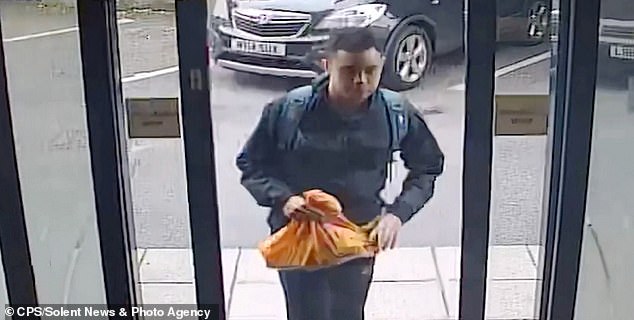 Sinh viên tội phạm học gây chấn động với vụ giết người rùng rợn - Ảnh 5. Sinh viên tội phạm học gây chấn động với vụ giết người rùng rợn - Ảnh 5.