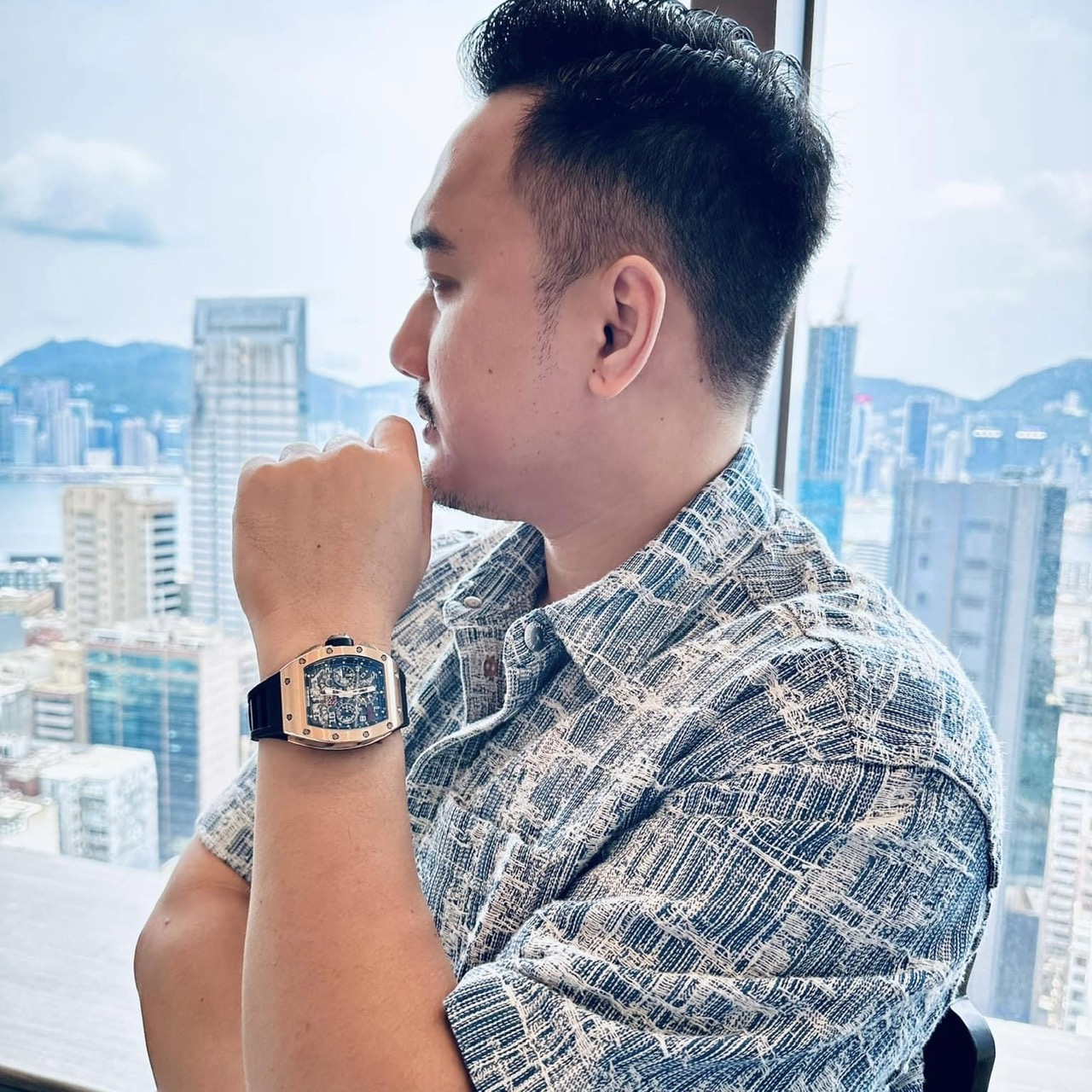 Trần Nguy&ecirc;n: Đam m&ecirc; nghi&ecirc;n cứu v&agrave; sự hiểu biết s&acirc;u rộng về c&aacute;c d&ograve;ng đồng hồ cao cấp - Ảnh 2.