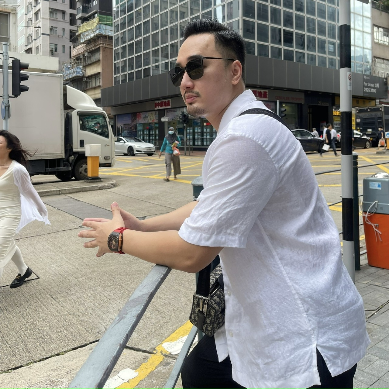 Trần Nguy&ecirc;n: Đam m&ecirc; nghi&ecirc;n cứu v&agrave; sự hiểu biết s&acirc;u rộng về c&aacute;c d&ograve;ng đồng hồ cao cấp - Ảnh 3.