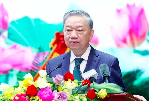 Tổng Bí thư Tô Lâm trao Huân chương Độc lập hạng Nhất cho Tổng cục Chính trị- Ảnh 1. Tổng Bí thư Tô Lâm trao Huân chương Độc lập hạng Nhất cho Tổng cục Chính trị- Ảnh 1.