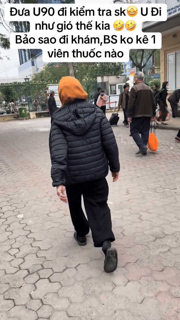 13 giây cụ bà U90 khiến tất cả người đi đường ngoái nhìn: Còn trẻ phải cỡ nào, về già mới được vậy?- Ảnh 2. 13 giây cụ bà U90 khiến tất cả người đi đường ngoái nhìn: Còn trẻ phải cỡ nào, về già mới được vậy?- Ảnh 2.