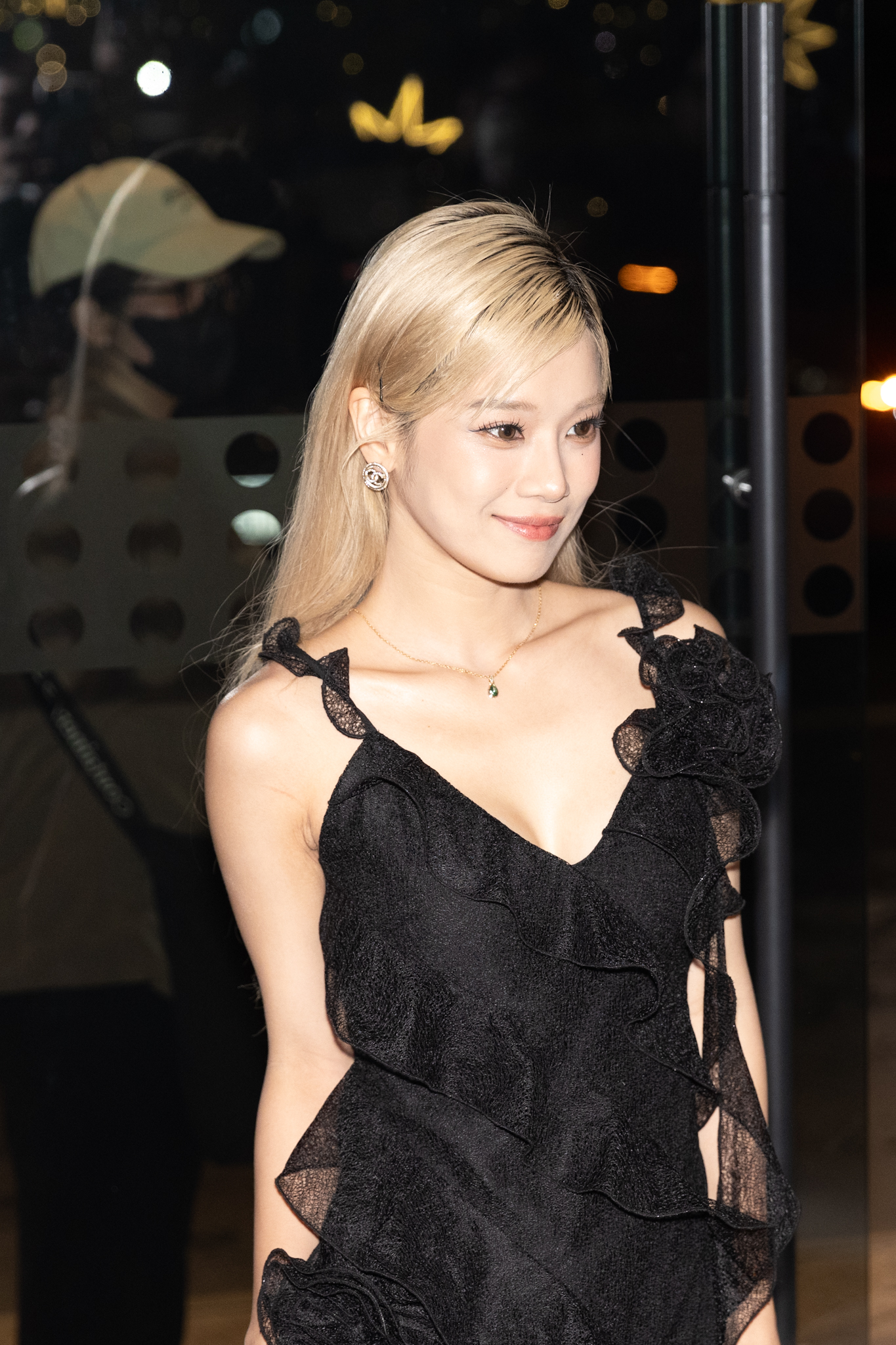 "Nửa showbiz" tại đám cưới Khánh Vân: Nhã Phương và 1 mẹ bầu Vbiz gây sốt, Puka - Khả Như "đụng độ"- Ảnh 5.