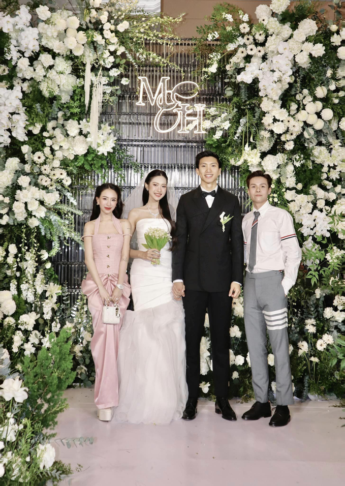 Văn Hậu – Doãn Hải My hẹn hò với con gái đại gia Minh Nhựa, khung hình toàn diện đồ hiệu, xách túi trăm triệu- Ảnh 5. Văn Hậu – Doãn Hải My hẹn hò với con gái đại gia Minh Nhựa, khung hình toàn diện đồ hiệu, xách túi trăm triệu- Ảnh 5.