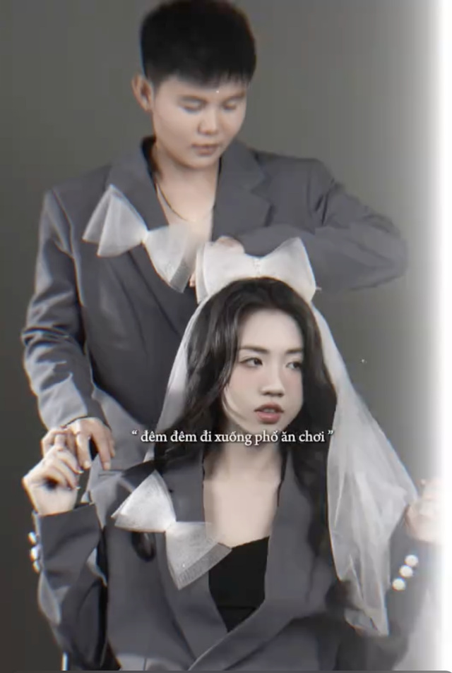 Hotgirl tuyển nữ Việt Nam khoe ảnh t&igrave;nh tứ như ảnh cưới với đồng đội nữ- Ảnh 2.