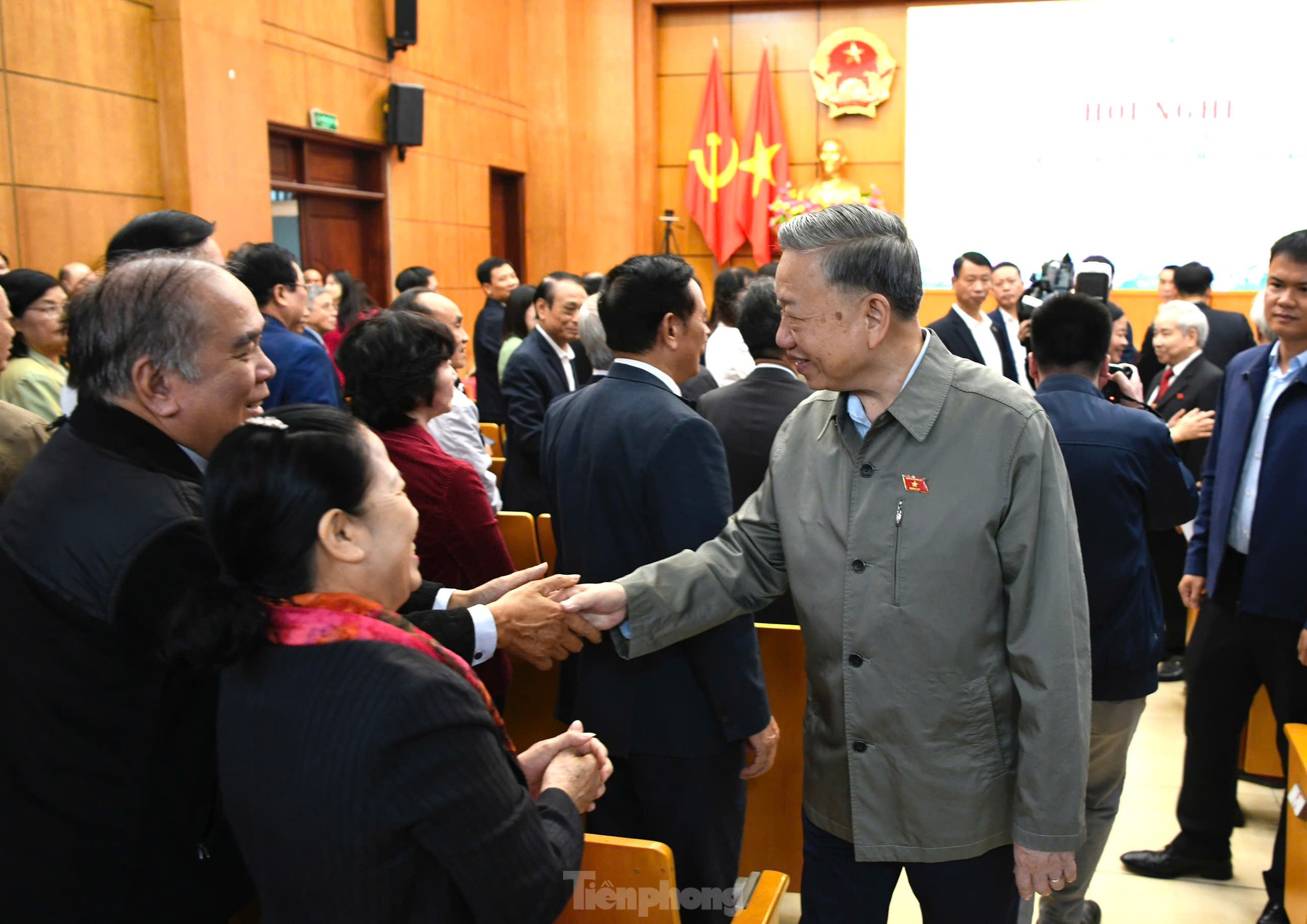 Thông điệp cải cách hành chính mạnh mẽ Từ Tổng Bí thư Tô Lâm - Ảnh 2.